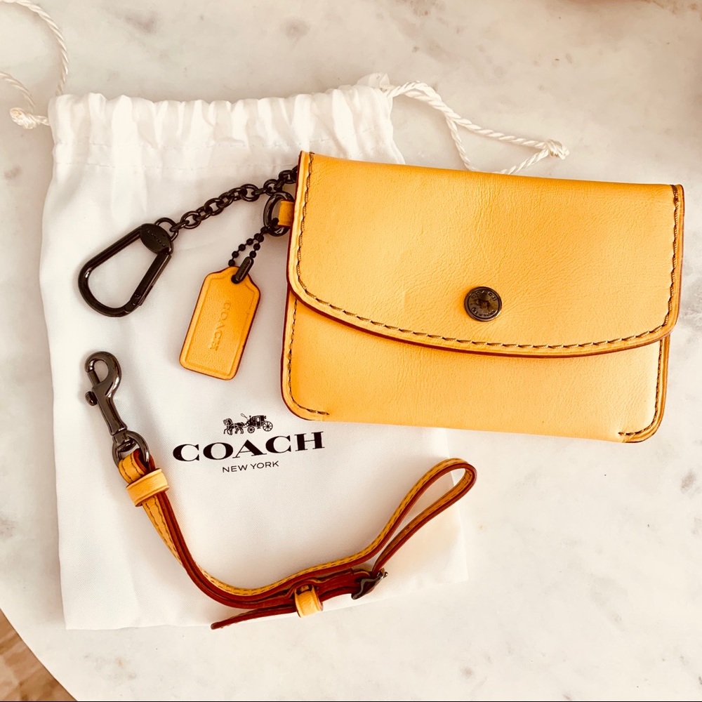 NWOT Coach - Leather Wristlet